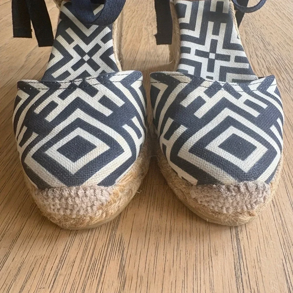 $248 TORY BURCH Ines Wedge Espadrille Navy Geometric Sandal Ankle Tie EU35;US5